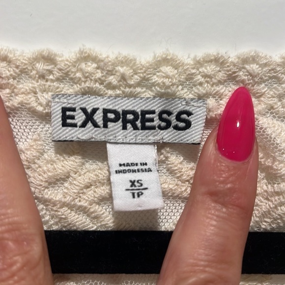 EXPRESS Size XS Lace Festival Concert Rodeo Top scalloped hem - Picture 3 of 6